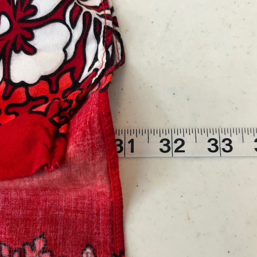 Champagnes Mens XXL Red Floral Hibiscus Rayon Hawaiian Button Up Shirt Thailand